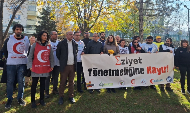 Bursalı sağlık çalışanlarının yeni yönetmeliğe tepkisi sürüyor