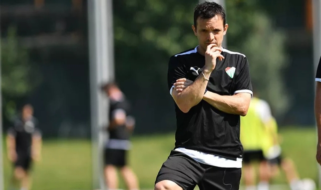 Bursaspor Batalla ile yollarını ayırdı