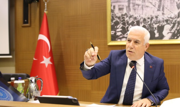 Büyükşehir Meclisi'nde inanç tartışması! Bozbey sert çıktı