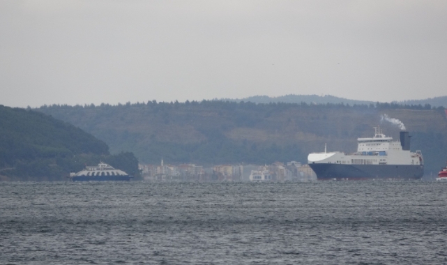 Çanakkale’de feribot seferleri fırtına sebebiyle iptal edildi