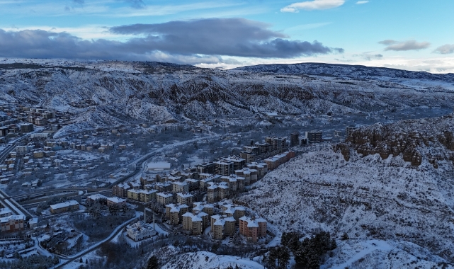 Çankırı'da kar manzaraları görenleri büyüledi