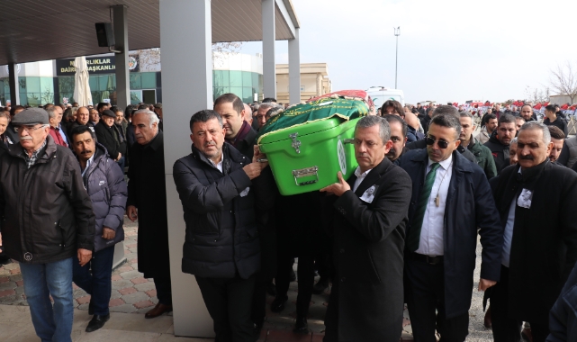 CHP Genel Başkanı Özel, cenaze törenine katıldı