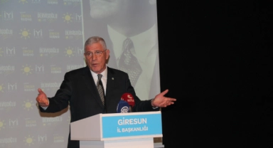 Dervişoğlu: 238 bin Suriyelinin vatandaşlığı derhal iptal edilmeli