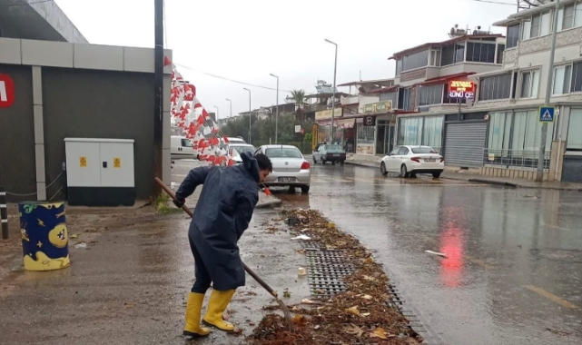 Didim'de belediye ekipleri, geceyi sokakta geçirdi