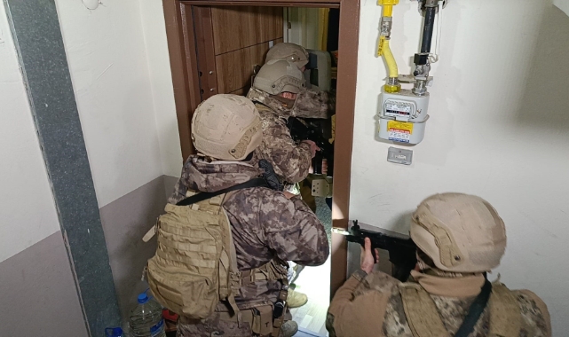 Edirne'de şafak operasyonu: 26 şüpheli gözaltına alındı