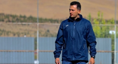 Elazığspor’da ayrılık rüzgarı