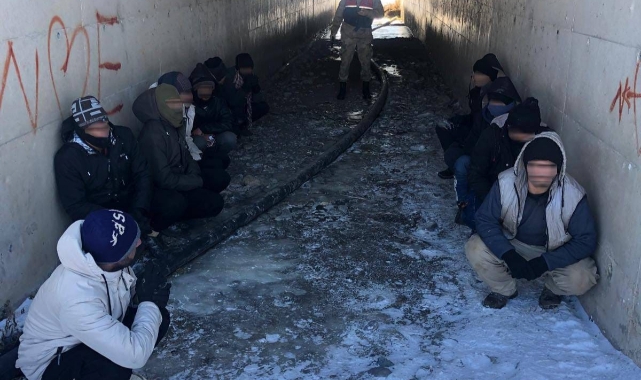 Erzurum’da jandarmadan düzensiz göçmen operasyonu