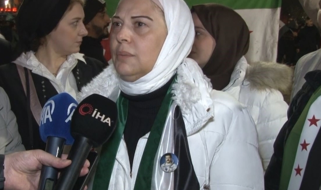 Esad rejiminin devrilmesi Saraçhane Parkı'nda kutlanıyor