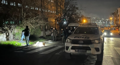 Esenyurt’ta 24 yaşındaki genç caddede başından vurulmuş halde ölü bulundu