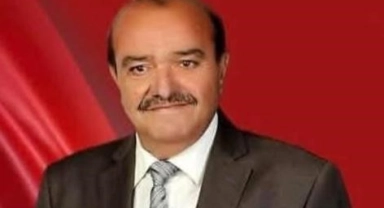 Eski belediye başkanı eşini umreye gönderdikten sonra hayatını kaybetti