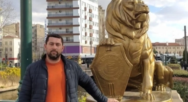 Eskişehir’de yıkımı yapılan binadan düşen adam hayatını kaybetti