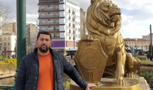 Eskişehir’de yıkımı yapılan binadan düşen adam hayatını kaybetti