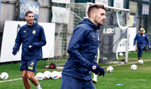 Fenerbahçe'de Atakaş Hatayspor maçı hazırlıkları sürüyor