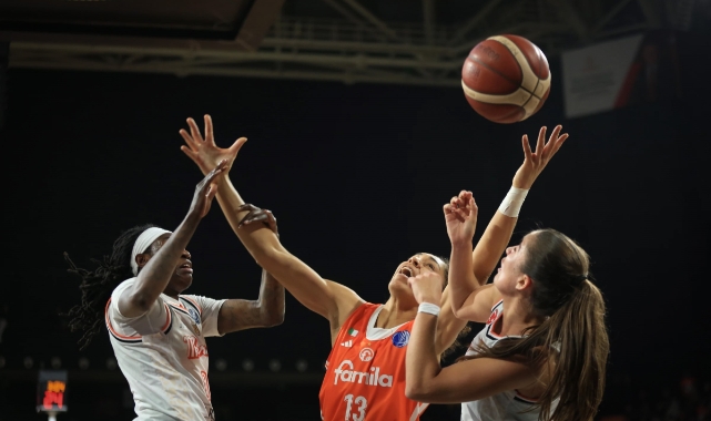 FIBA Kadınlar Euroleague: ÇBK Mersin: 86 - Famila Schio: 52