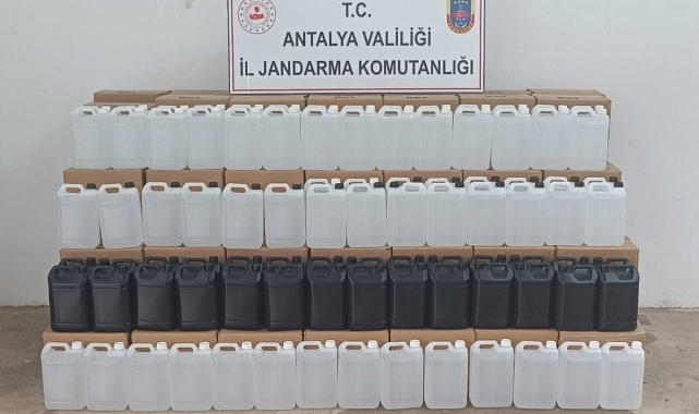 Gazipaşa'da 3 bin litre kaçak etil alkol ele geçirildi