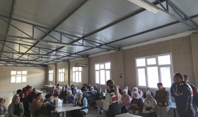 Germencik’te 102 kadına ‘En iyi narkotik polisi anne’ eğitimi verildi
