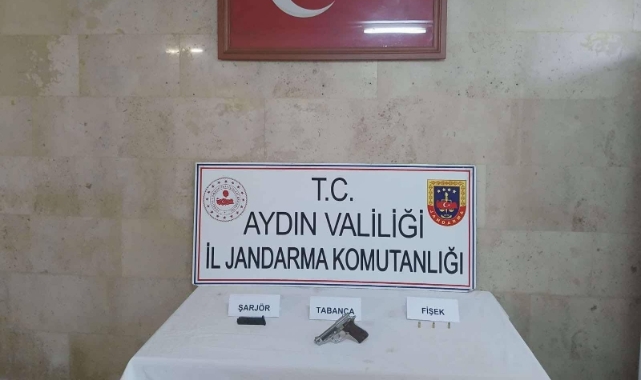 Germencik'te ruhsatsız silah ele geçirildi