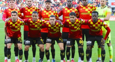 Göztepe evinde seriye bağladı