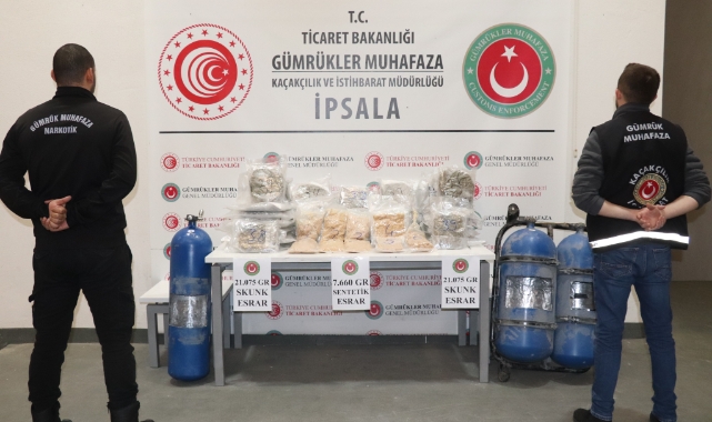 İpsala ve Esendere Gümrük Kapısı'nda zehir tacirlerine geçit yok