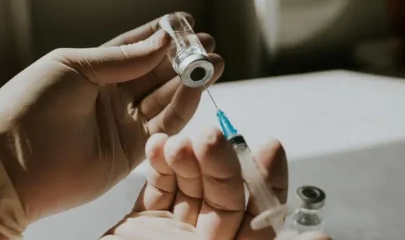 HIV tarih mi oluyor? Hastalığa yüzde 100 koruma sağlayan ilacın bulunduğu iddia edildi