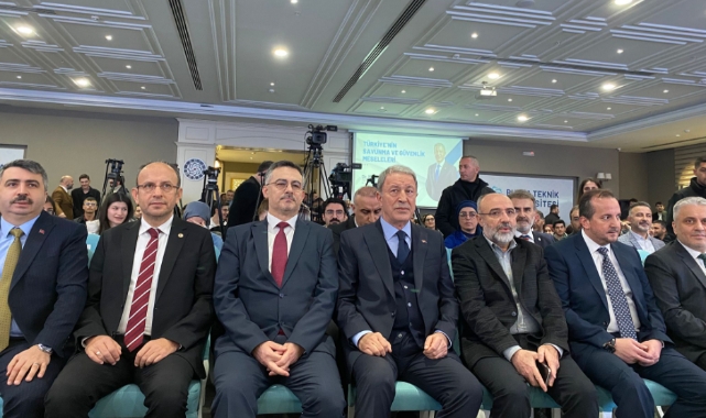 Hulusi Akar BTÜ'de Türkiye'nin güvenlik meselelerini değerlendirdi