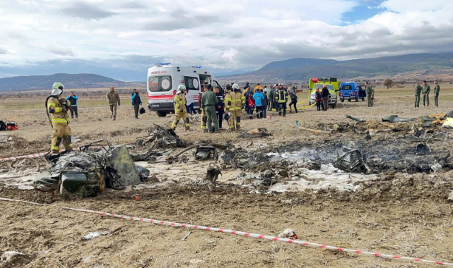 Isparta'da askeri helikopter düştü! 6 asker şehit oldu