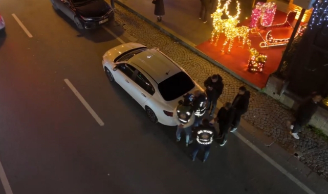İstanbul'da değnekçi operasyonu! 12 şüpheli yakalandı
