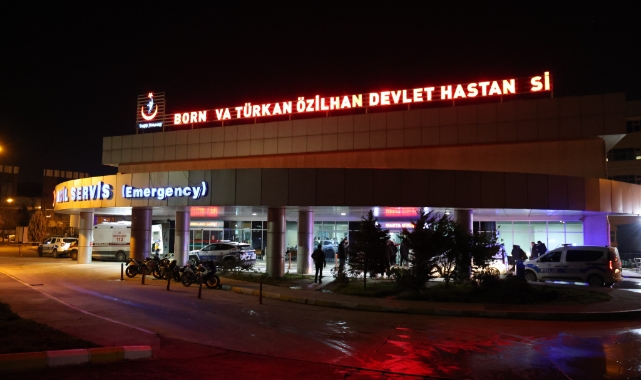 İzmir'de parkı kana buladılar: Çok sayıda yaralı var!