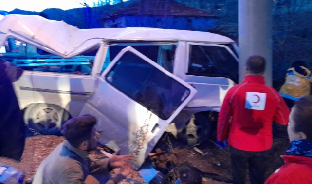 Kontrolden çıkan midibüs takla atıp şarampole düştü: 1 ölü, 3 yaralı