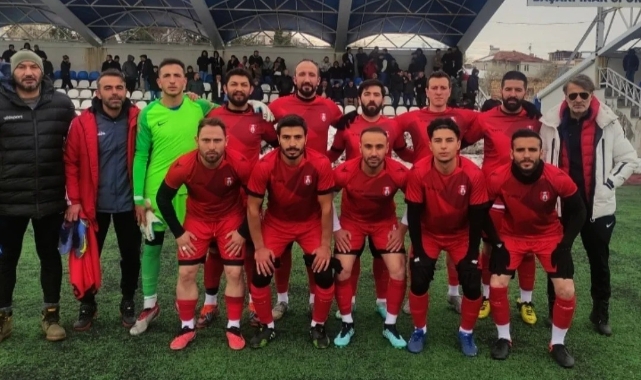 Lider Özvatanspor fark attı