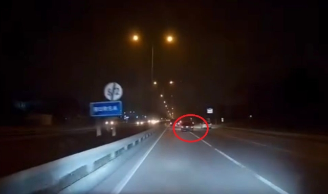 Makas atarken kaza yaptı!