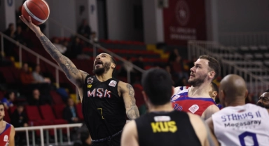 Mersin Spor deplasmandan galibiyetle dönüyor