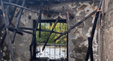 Muğla'da 3 yaşındaki çocuk çakmakla oynarken evi yaktı