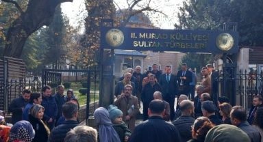 Muradiye Külliyesi'ne ziyaretçi akını