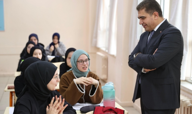 Öğrencilerin hedeflerini Vali Aslan dinledi