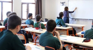Öğrencilerin Kılık Kıyafetlerine Dair Yönetmelik'te değişiklik Resmi Gazete'de yayımlandı