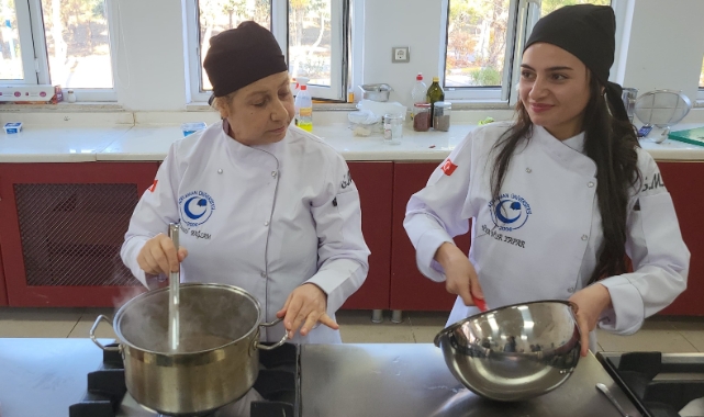 Okuyabilmek için emekli olmayı bekledi