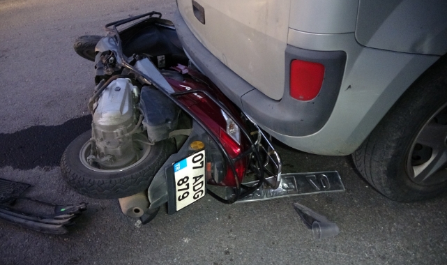 Otomobil ile motosiklet çarpıştı: 2 yaralı