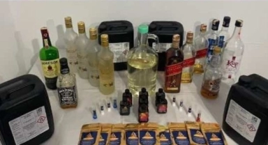 Piyasaya sahte ve kaçak alkol sokmak isteyen 2 şüpheli yakalandı