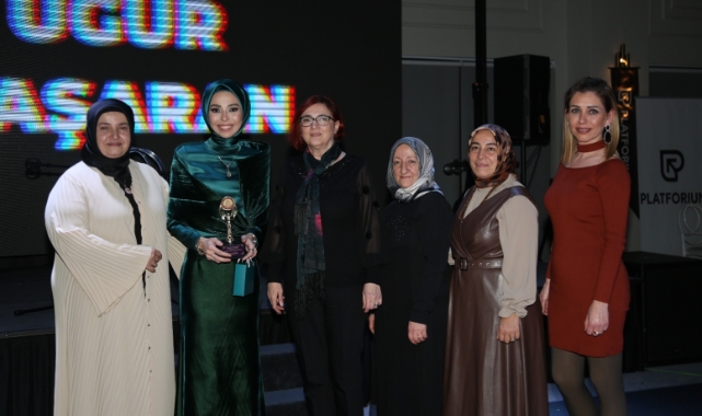 Platforium sektördeki yerini aldı