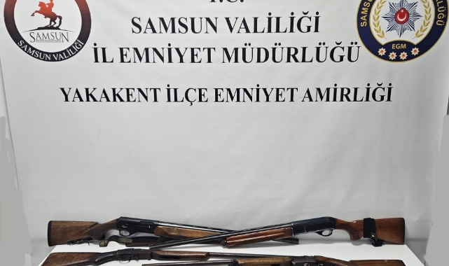 Samsun'da 2 kişi ruhsatsız silah ve mermiyle yakalandı