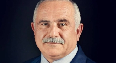 Sinop Erfelek Belediye Başkanı Mehmet Uzun merdivenden düşerek ağır yaralandı