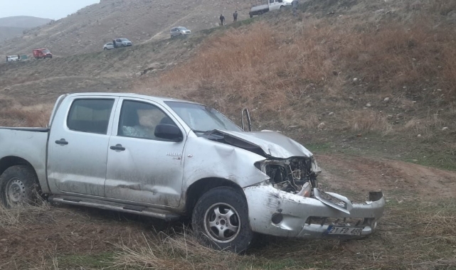 Şırnak'ta pikap şarampole yuvarlandı: 1 yaralı