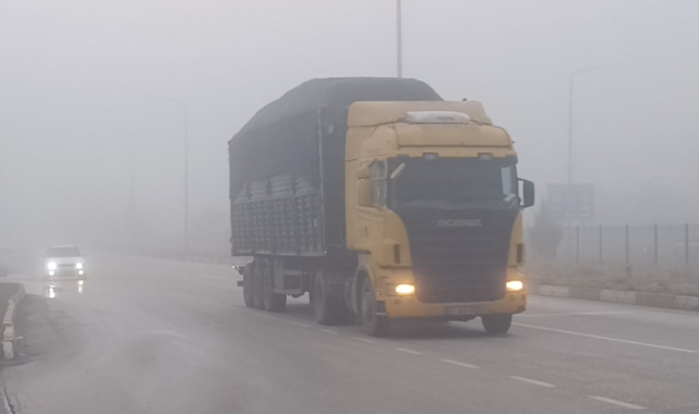 Sisli hava karayollarında sürücülere zor anlar yaşattı