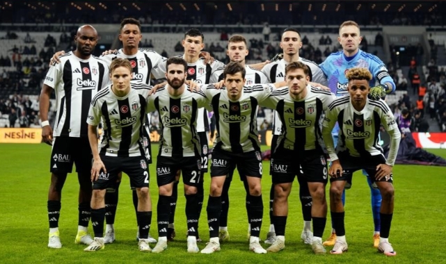 Siyah-beyazlılar 2024'te müzesine 2 kupa götürdü