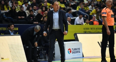 TOFAŞ Başantrenörü Orhun Ene: "Pes etmeyen bir takımız"