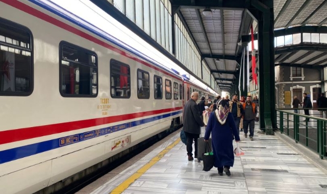Turistik Doğu Ekspresi, sezonun ilk seferine uğurlandı