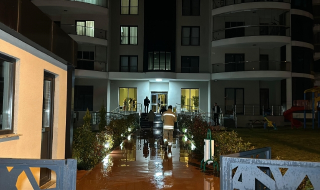 Uşak'ta asansörün düşmesi sonucu 1 kişi ağır yaralandı
