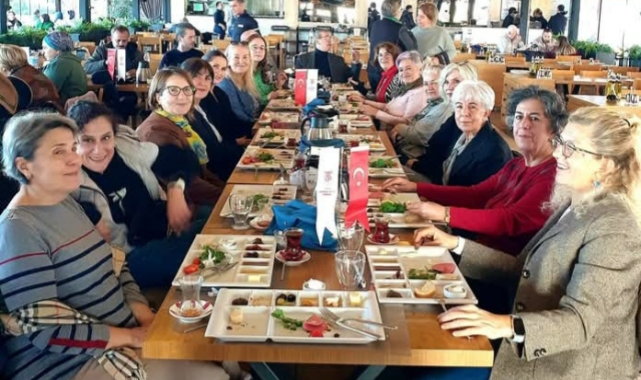 Yardım Sevenler Derneği Mudanya Şubesi'nden basına kahvaltı programı