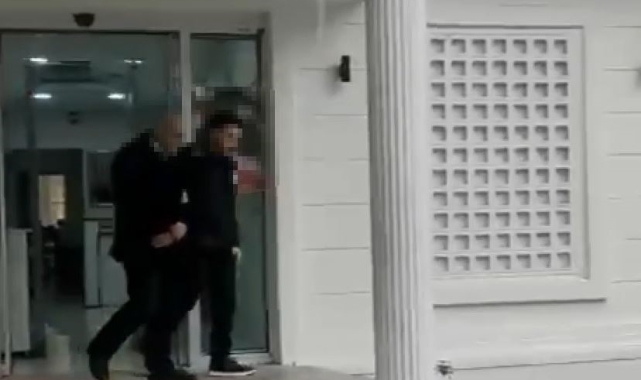 Yolda yürüyen kadına çarpan İETT otobüsünün şoförü tutuklandı